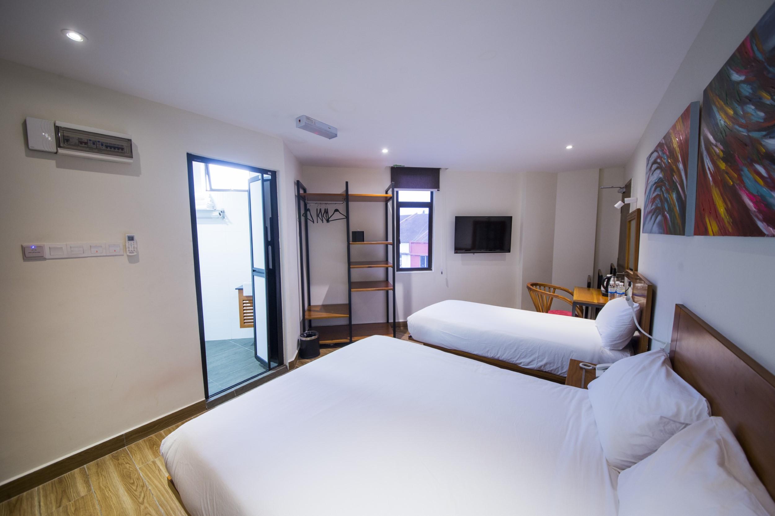 The Point Boutique Hotel Johor Bahru Bagian luar foto